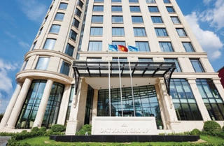 DXS: Quý IV lỗ 136 tỷ, nợ vay tăng gấp đôi, dòng tiền kinh doanh âm gần 2.400 tỷ