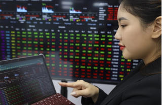 Chính thức nâng tỷ lệ ký quỹ chứng khoán phái sinh từ 13% lên 17%