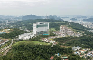 Quảng Ninh đánh tiếng thu hồi dự án, FLC nộp ngay 100 tỷ đồng vào ngân sách