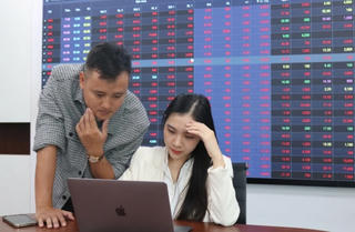 Diễn biến mới vụ Vạn Thịnh Phát: Chứng khoán phản ứng thế nào?