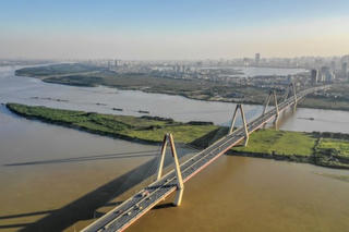 Bất động sản 24h: Sau 10 năm, hình hài khu đô thị sông Hồng đã “lộ diện”