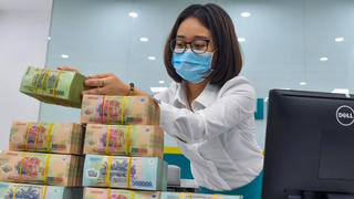 Đầu năm mới, hàng loạt ngân hàng báo lợi nhuận tăng đột biến