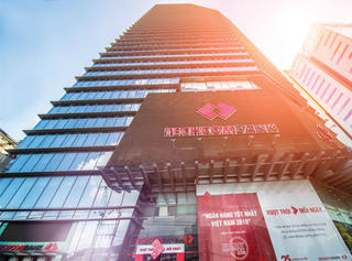 Lãi nghìn tỷ, nhiều ngân hàng tiếp tục 'nói không' với chia cổ tức