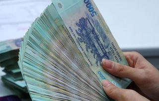 Đi dự ĐHCĐ, một cổ đông may mắn trúng 500 triệu đồng