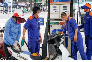 Xăng giảm 450-630 đồng/lít, về mức thấp nhất từ đầu năm