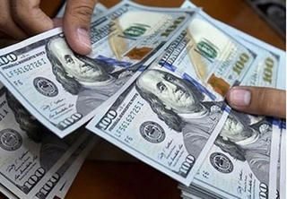 Giá USD tự do giảm mạnh, USD ngân hàng hạ nhiệt
