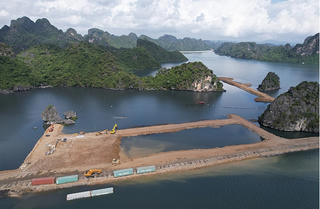 Rà soát đánh giá tác động môi trường dự án lấn vịnh Hạ Long làm đô thị