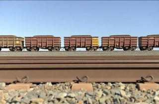 Khủng hoảng bất động sản khiến quặng sắt chất đống, giá gảm mạnh nhất 2 năm