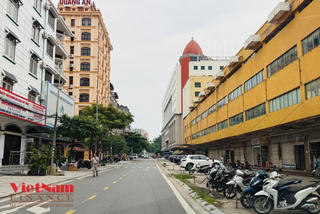 Cảnh buồn ở Móng Cái: Loạt cửa hàng đóng cửa, vắng người kinh doanh