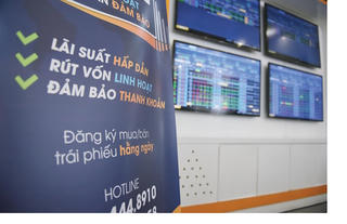 Bộ Tài chính họp khẩn về thị trường chứng khoán và trái phiếu doanh nghiệp
