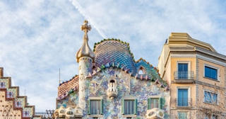 Chiêm ngưỡng kiến trúc độc lạ 'ngôi nhà xương cốt' trăm tuổi, là di sản thế giới được UNESCO công nhận