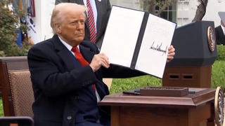 Ông Trump ngừng đàm phán thuế quan, gửi thư áp mức thuế mới với 150 nước