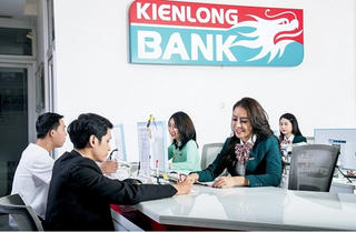 Những cuộc đổi chủ trong giới ngân hàng