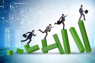 Cổ phiếu tăng mạnh nhất tháng 5: Sự trở lại của nhóm APEC