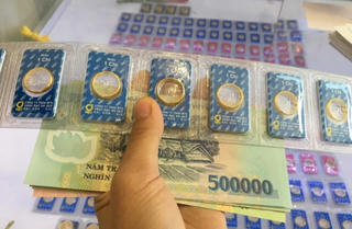 Giá vàng nhẫn chạm mốc 78 triệu đồng/lượng, sớm đắt ngang vàng miếng SJC?