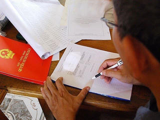 Để xác định giá đất chính xác nhất, phải giao dịch qua sàn?