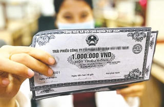 Lãi cao gấp 3 tiết kiệm nhà đầu tư vẫn thờ ơ, trái phiếu DN chưa qua thời bĩ cực