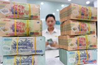 Ngân hàng tuần qua: Doanh nghiệp 'xếp hàng' chờ vốn, ngân hàng duyệt vay 'nhỏ giọt'