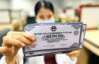 FiinRatings: Phát hành TPDN sôi động trở lại, tỷ lệ chậm trả nợ tiếp tục tăng