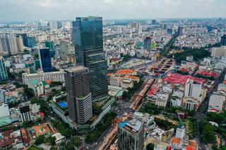 Cần khoanh vùng để vực dậy thị trường địa ốc