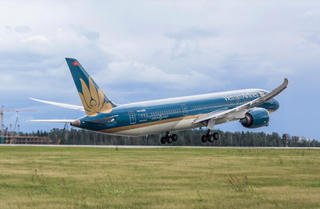 Cổ phiếu Vietnam Airlines bị đưa vào diện cảnh báo