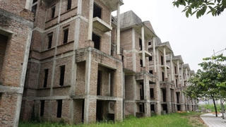 Bộ Xây dựng đề xuất đánh thuế nhà đất không sử dụng