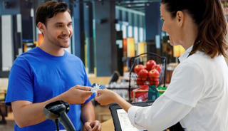 Doanh nghiệp bán lẻ chuyển đổi số 