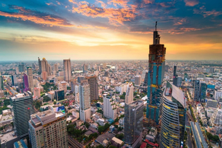 Khởi đầu tích cực nhưng rủi ro vẫn đang chờ: Kịch bản nào cho GDP 2024?