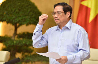 Thủ tướng: 'Chứng khoán, trái phiếu, BĐS bộc lộ những bất cập ảnh hưởng đến nhiều tổ chức tín dụng'