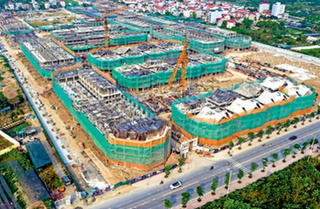 Bất động sản trầm lắng vì tắc vốn: 'Cái giá của việc cho vay quá dễ trước đây'