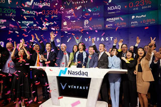 Cổ phiếu VinFast 'thăng hoa' trên sàn Mỹ, vốn hoá tiến gần ngưỡng 100 tỷ USD