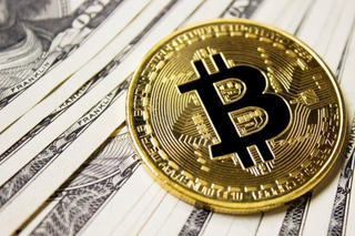 Bitcoin vừa vượt ngưỡng kỷ lục giao dịch ở mức 20.500 USD/BTC