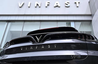 Thăng trầm cổ phiếu VinFast sau nửa tháng niêm yết tại Mỹ