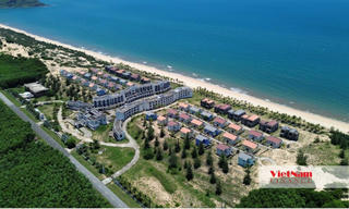 Khu nghỉ dưỡng 8,7ha bỏ hoang bên bờ biển Lăng Cô