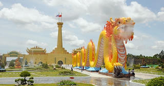 Đại Nam: Từ KDL văn hoá nổi tiếng trở nên tai tiếng vì bà Nguyễn Phương Hằng