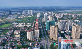 Những cao ốc giá trăm triệu một m2 trên đường Võ Chí Công - Hà Nội