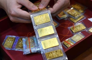 Giá vàng hôm nay 29/12: Giảm chưa thấy đáy, 'bốc hơi' hơn 5 triệu đồng/lượng