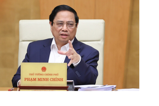 Thủ tướng: 'Tăng cường cho vay với các doanh nghiệp bất động sản'