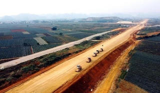 Giải quyết ngay việc điều hòa nguồn vốn cho dự án đường bộ cao tốc Bắc - Nam phía Đông và các dự án trọng điểm khác
