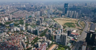 Tuyến đường 'huyết mạch' Hà Nội đi qua 9 quận, huyện: Mật độ giao thông quá tải gấp 8 lần thiết kế