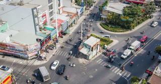 4 cách hóa giải cho ngôi nhà nằm giữa 4 con đường vây hãm tổn hao tiền tài, sức khỏe