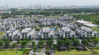 Nhà liền thổ TP.HCM hụt nguồn cung dưới 10 tỷ, nhà đầu tư e dè xuống tiền