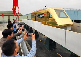 Đại gia Đường bia muốn xây tàu điện vàng độc đáo nối Đà Nẵng - Hội An