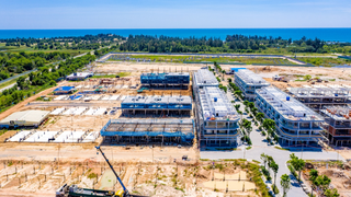 Tin bất động sản nổi bật trong tuần: Hà Nội yêu cầu dừng phân lô tách thửa, Bộ Công an kiểm tra thực địa dự án Thanh Long Bay