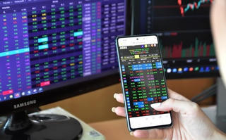 Nhận cổ tức bằng chứng khoán có thể phải nộp thuế luôn