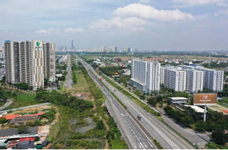Những doanh nghiệp địa ốc nào được hưởng lợi từ Luật Đất đai mới?