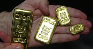 Người đàn ông tìm thấy 100kg vàng ròng chôn ngay trong nhà, 'một bước lên mây' trở thành tỷ phú