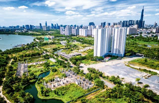 Thị trường địa ốc: Những đốm lửa mong manh