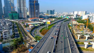Hạ tầng mở đường phát triển TP.HCM