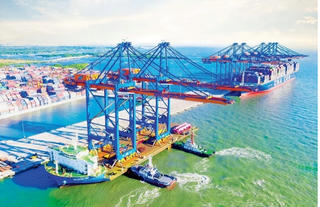 Phát triển KKT ven biển miền Trung: Dàn trải, thiếu đột phá